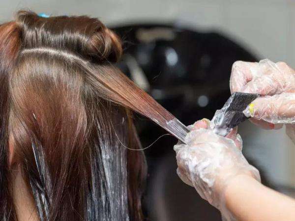 چند بار در سال میتوان مو رنگ کرد؟
