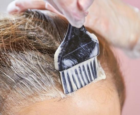 آیا رنگ مو شپش را از بین میبرد؟